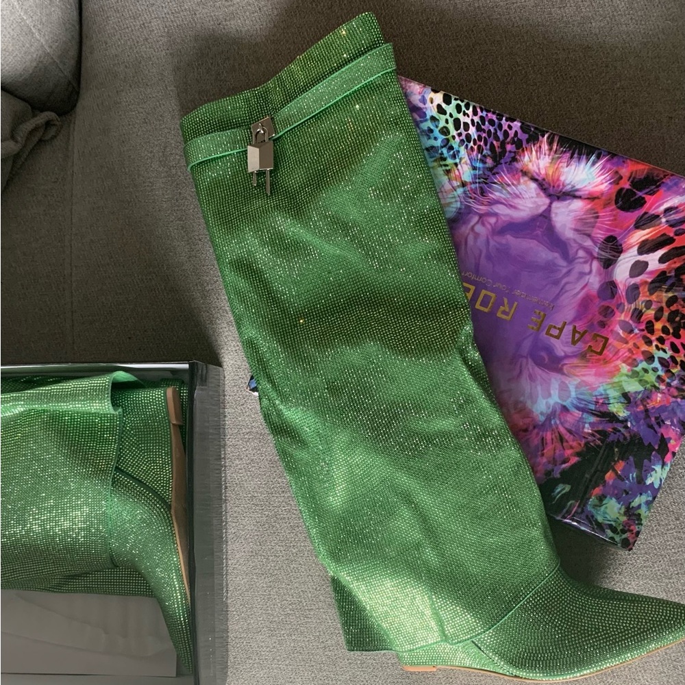 Green rhinestone shark boots with padlock
